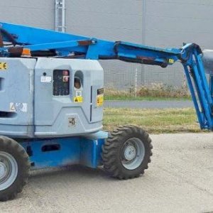foto 12.5m/230kg 4x4 diesel kloub plošina Genie Z34